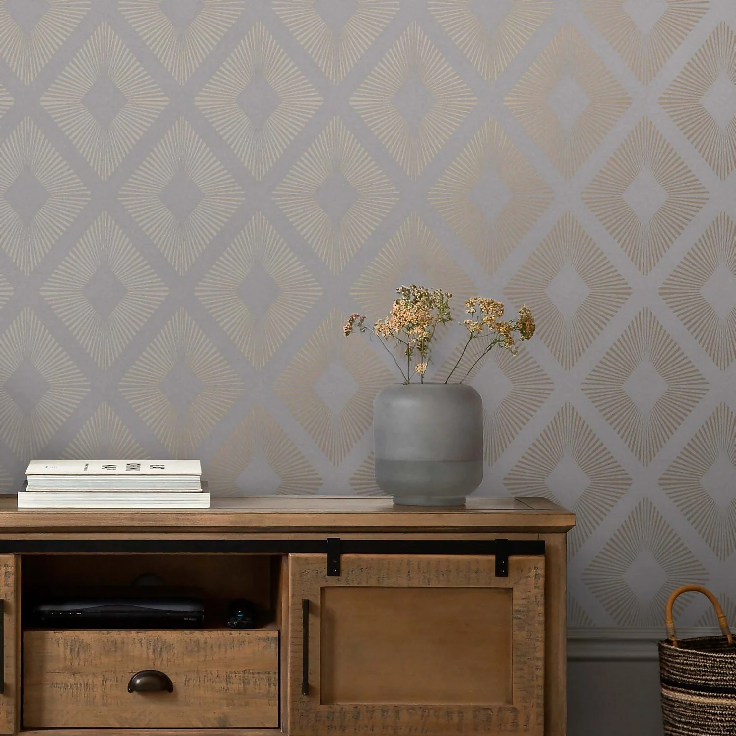 Next Deco Triangle Grey Wallpaper Next Deco Triangle Grey Wallpaper -Homebase Shop 13827398 7094969280309160